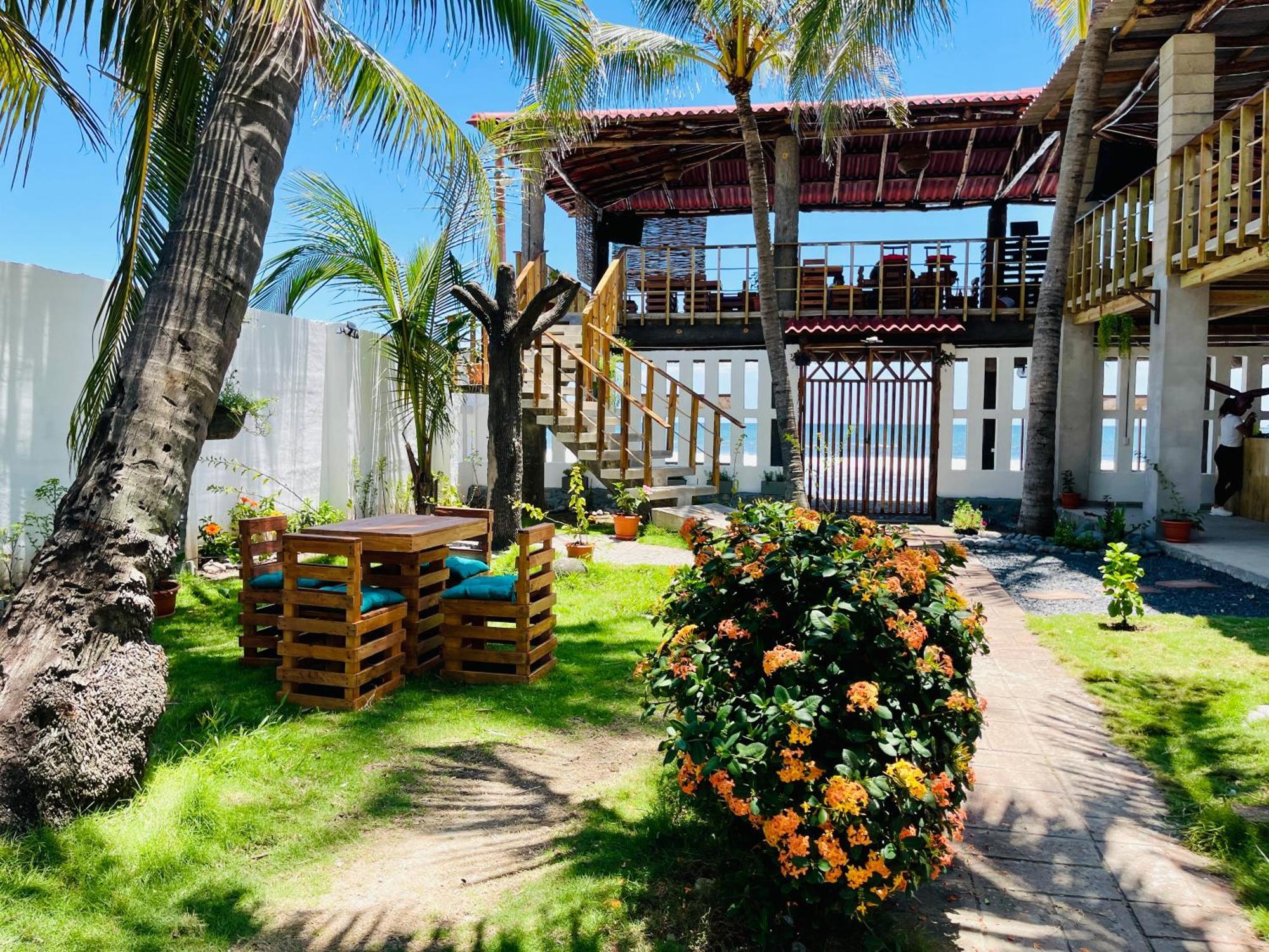 The Beach Break Hotel El Cocal Playa San Blas Extérieur photo